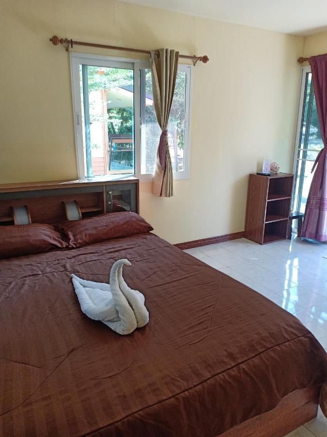 Win Gray Homestay Resort Pathiu エクステリア 写真